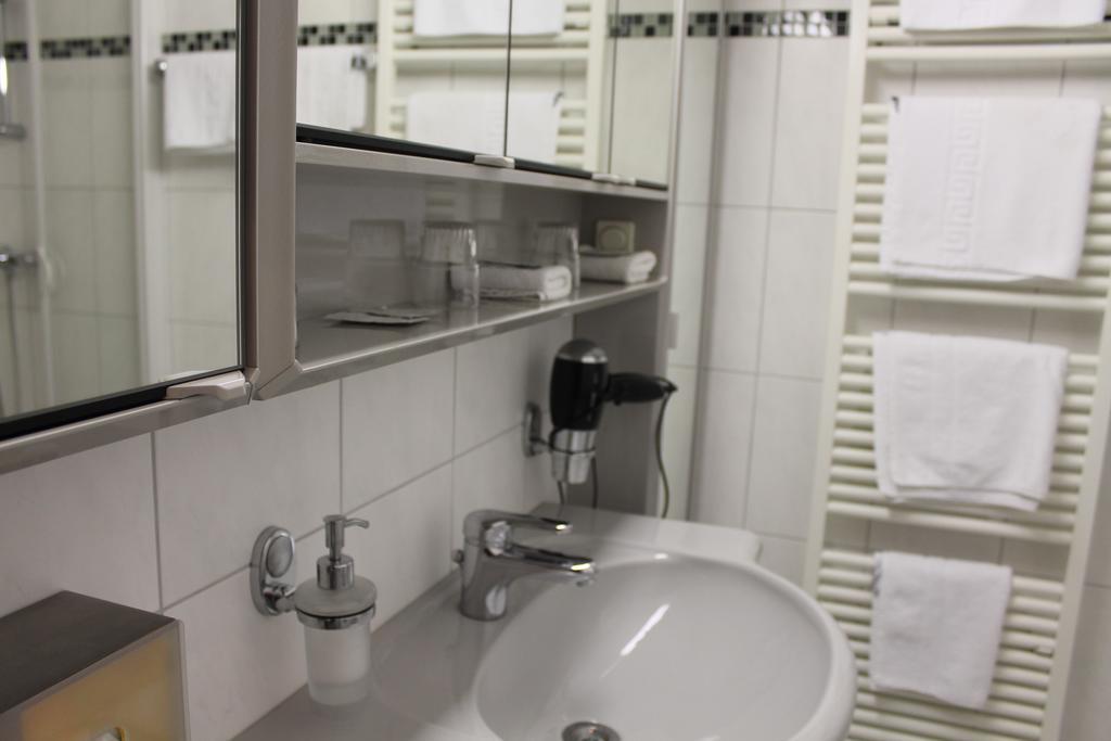 Hotel Mueller Koeln Zewnętrze zdjęcie