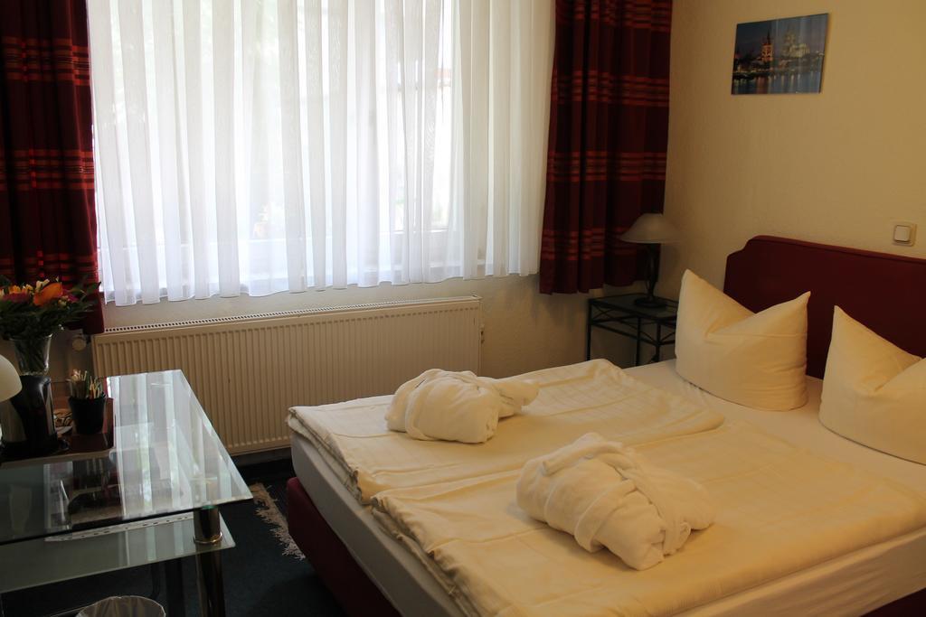 Hotel Mueller Koeln Zewnętrze zdjęcie